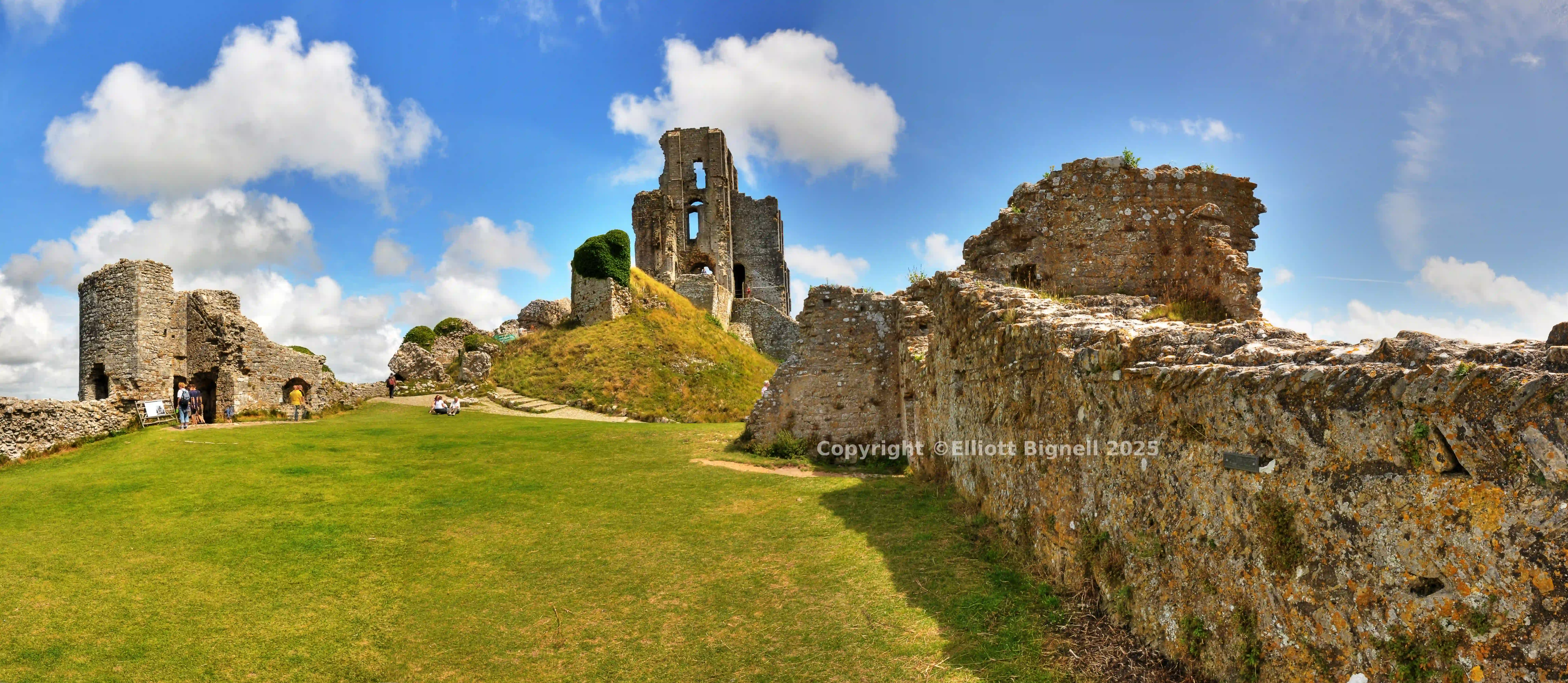 Corfe Castle 7.jpg